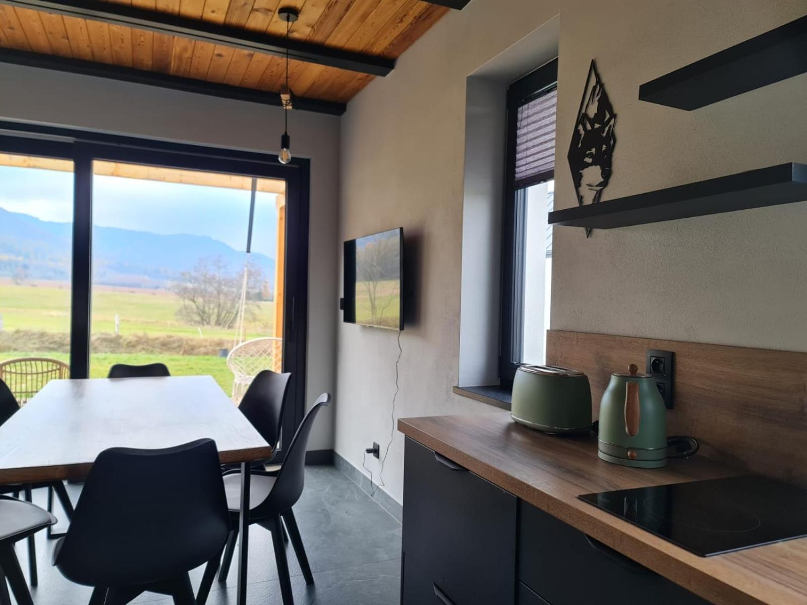 Wataha Pod Basztami - Wadera - Domki Caloroczne Radkow Extérieur photo